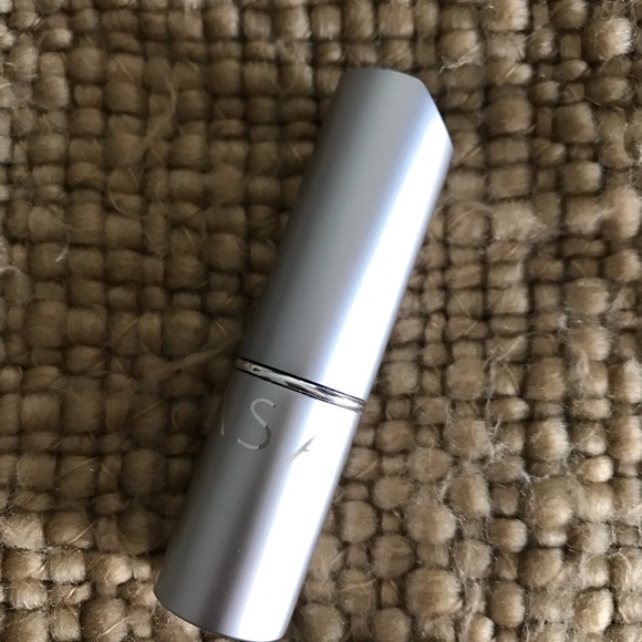 Lipstick - Picture 2 of 3